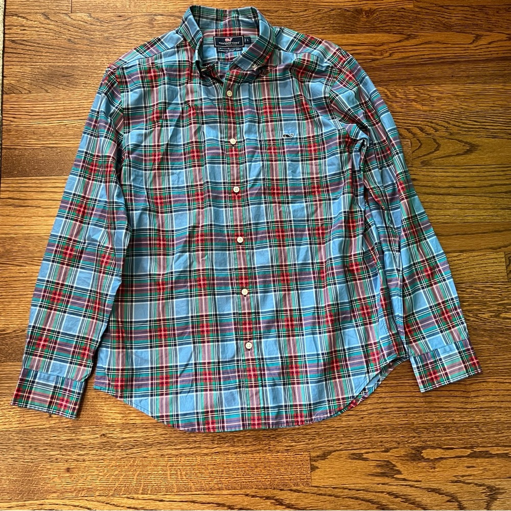 Vineyard vines plaid button down shirt Large